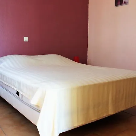 Locations Rives De Seugne - Claveau