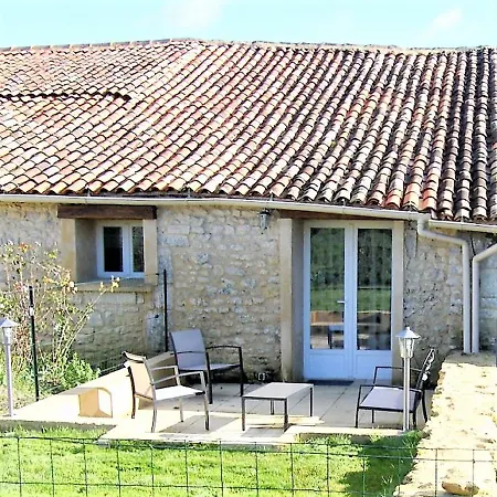 Locations Rives De Seugne - Claveau Feriehus Jonzac