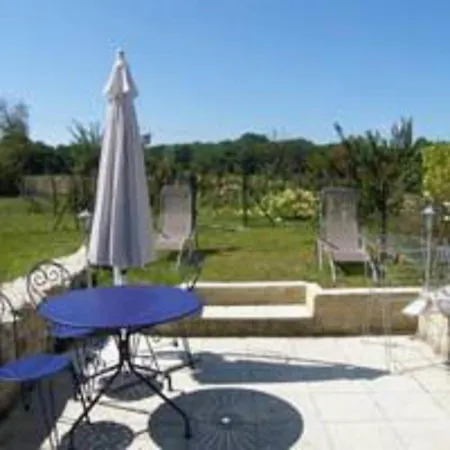Locations Rives De Seugne - Claveau Holiday home Jonzac