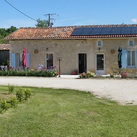 Holiday home Locations Rives De Seugne - Claveau *
