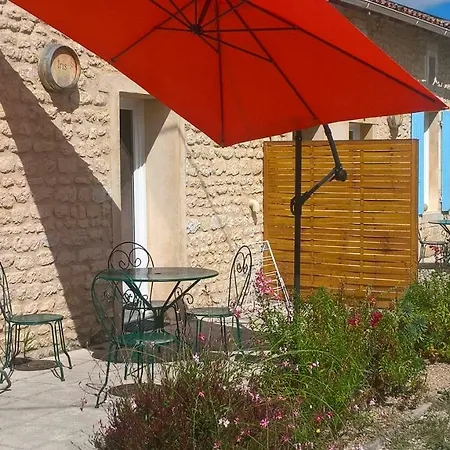 Locations Rives De Seugne - Claveau