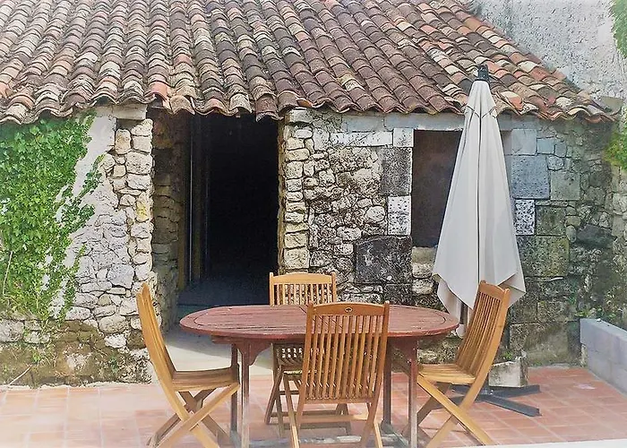 Locations Rives De Seugne - Claveau Jonzac