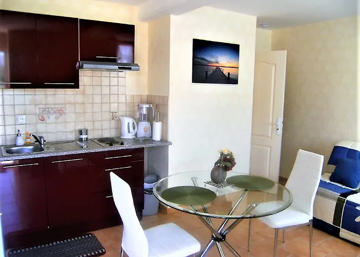 Locations Rives De Seugne - Claveau Jonzac