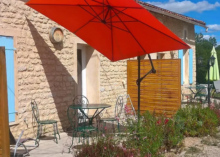 Locations Rives De Seugne - Claveau *