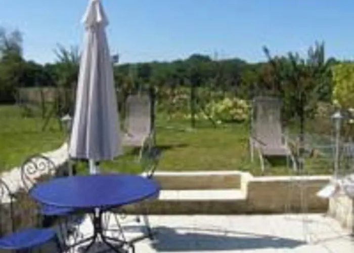 Locations Rives De Seugne - Claveau Casa de Férias Jonzac