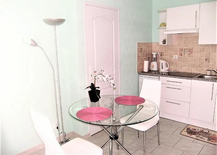 Locations Rives De Seugne - Claveau * Jonzac