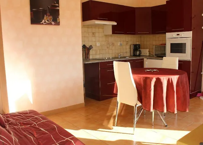 Casa de Férias Locations Rives De Seugne - Claveau